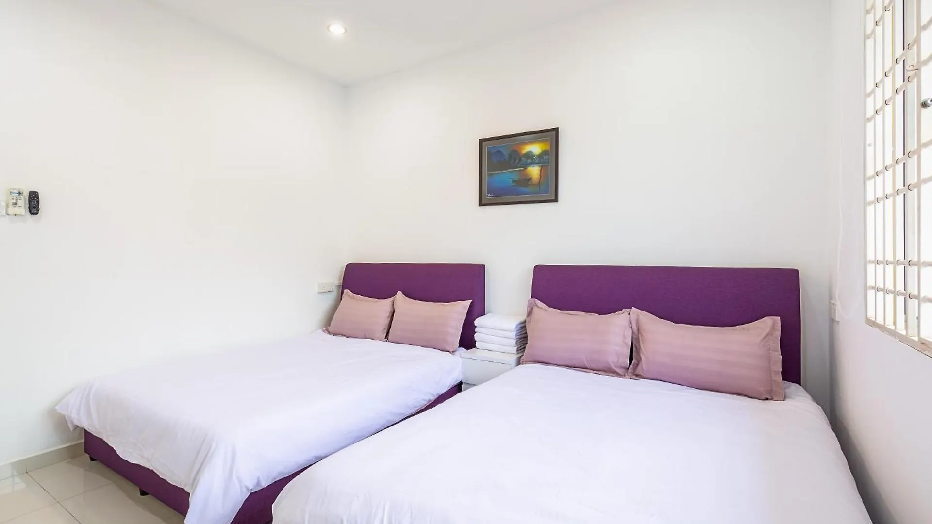 Villa Seaside Private Bungalow, Tg Bungah Tandzsung Bungah