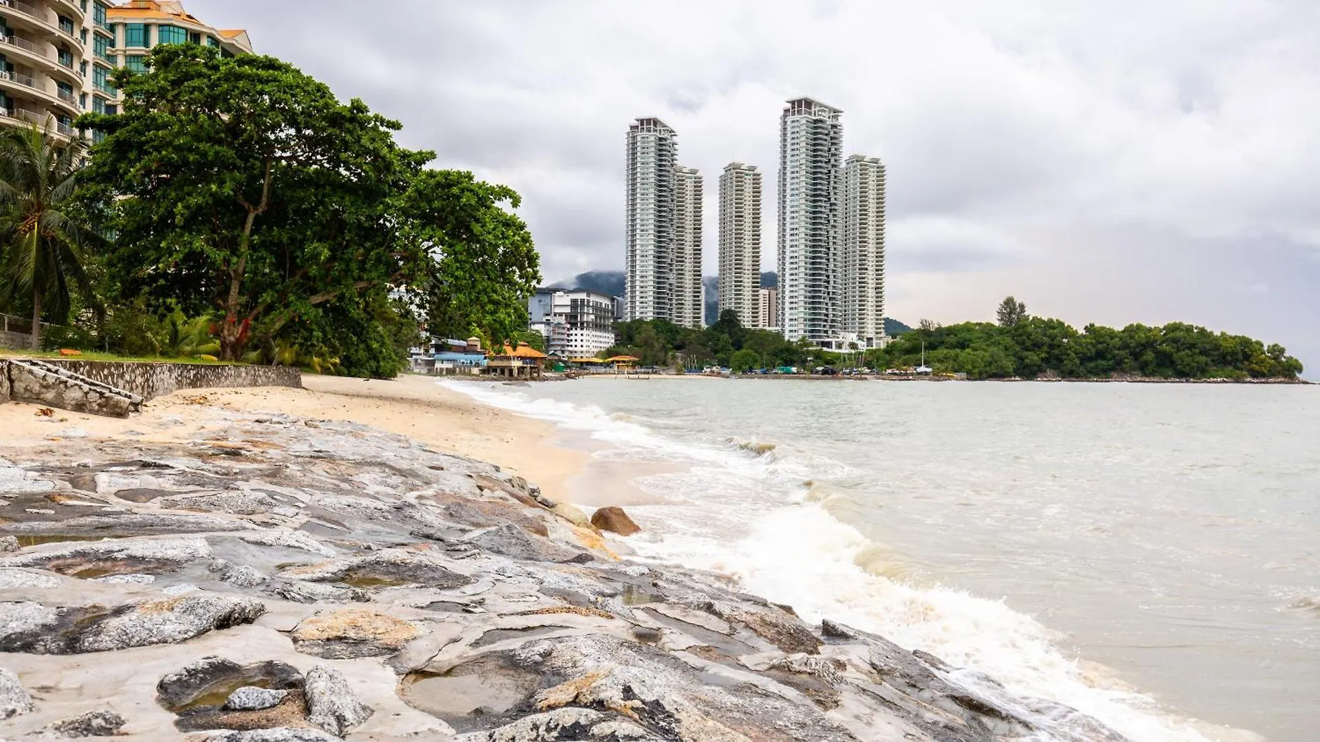 Seaside Private Bungalow, Tg Bungah Tandzsung Bungah